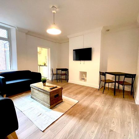 Huge Serviced Apartment With Free Parking Jesmond Dış mekan fotoğraf